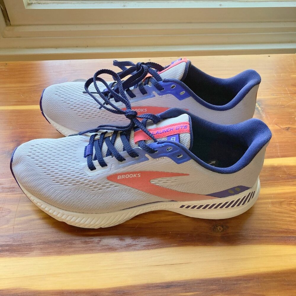 Brooks Launch GTS 8 running size 8.5